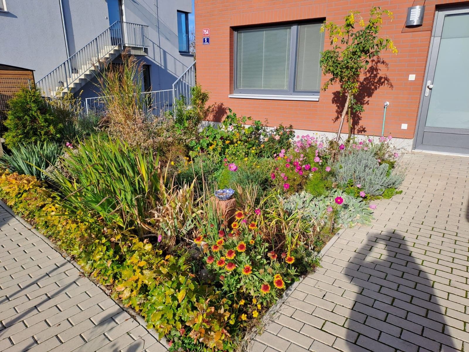 1 bedroom with open-plan kitchen flat to rent, 60 m², Plavínová, Říčany, Středočeský Region 1 bedroom with open-plan kitchen flat to rent, 60 m², Plavínová, Říčany, Středočeský Region