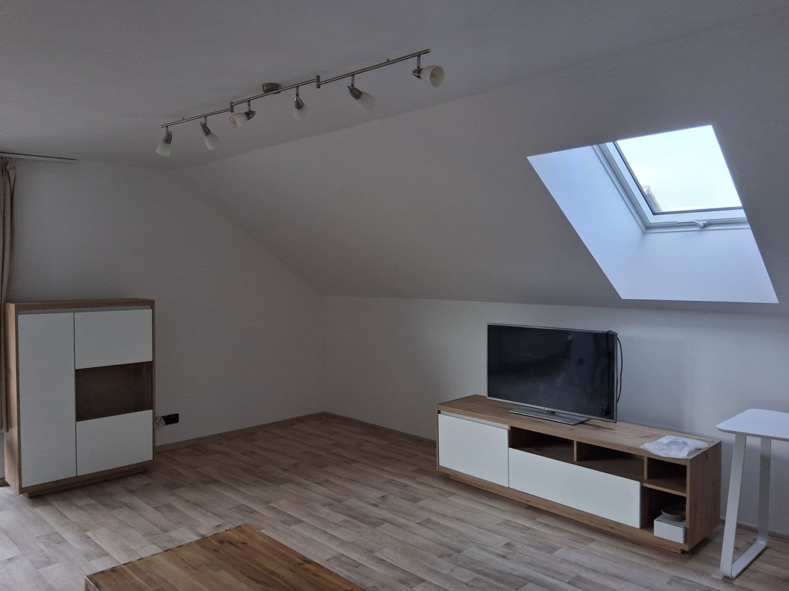 3 bedroom flat to rent, 100 m², Chudčice, Jihomoravský Region 3 bedroom flat to rent, 100 m², Chudčice, Jihomoravský Region