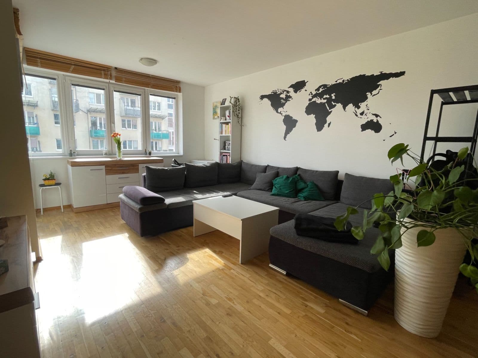 1 bedroom with open-plan kitchen flat to rent, 67 m², Petržílkova, Prague, Prague 1 bedroom with open-plan kitchen flat to rent, 67 m², Petržílkova, Prague, Prague