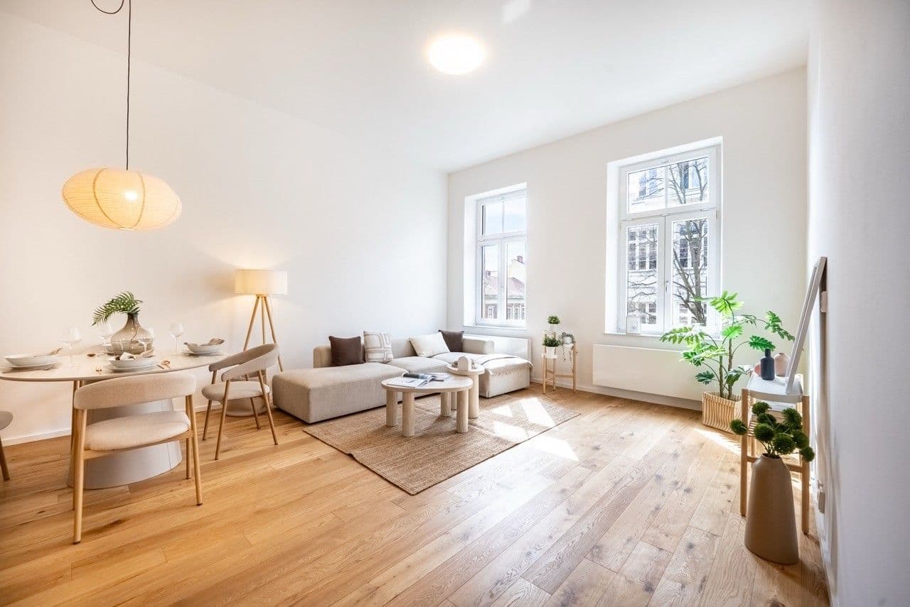 3 bedroom with open-plan kitchen flat for sale, 115 m², Grohova, Brno, Jihomoravský Region 3 bedroom with open-plan kitchen flat for sale, 115 m², Grohova, Brno, Jihomoravský Region