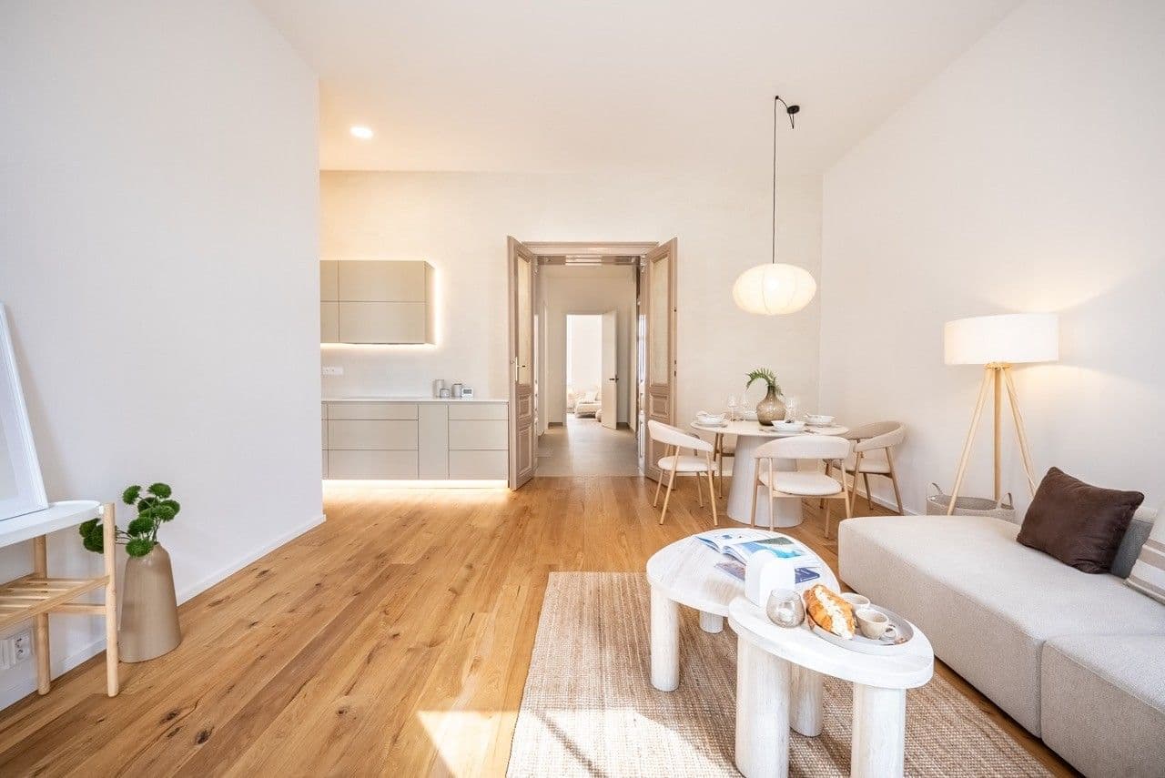 3 bedroom with open-plan kitchen flat for sale, 115 m², Grohova, Brno, Jihomoravský Region 3 bedroom with open-plan kitchen flat for sale, 115 m², Grohova, Brno, Jihomoravský Region