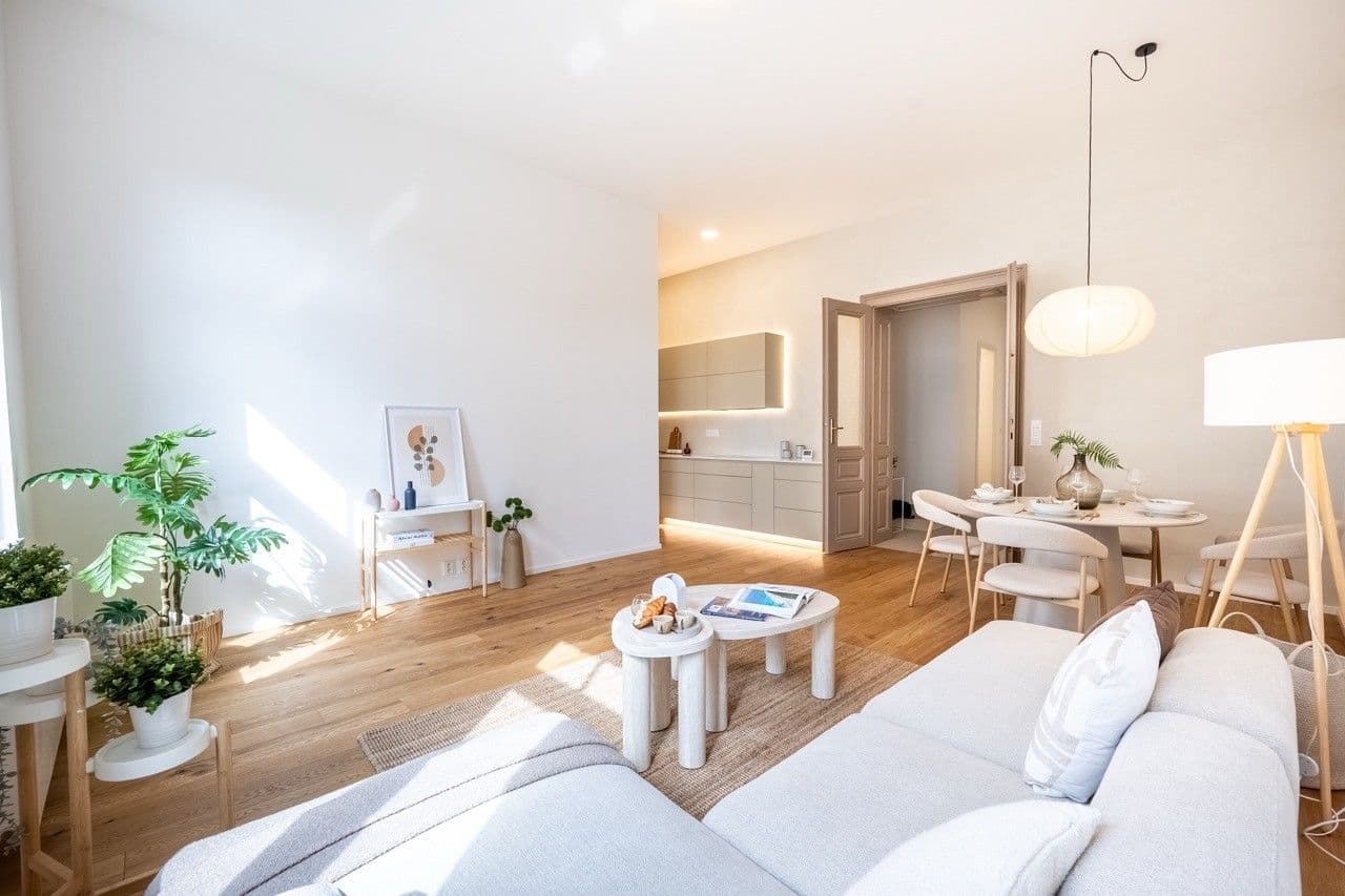 3 bedroom with open-plan kitchen flat for sale, 115 m², Grohova, Brno, Jihomoravský Region 3 bedroom with open-plan kitchen flat for sale, 115 m², Grohova, Brno, Jihomoravský Region