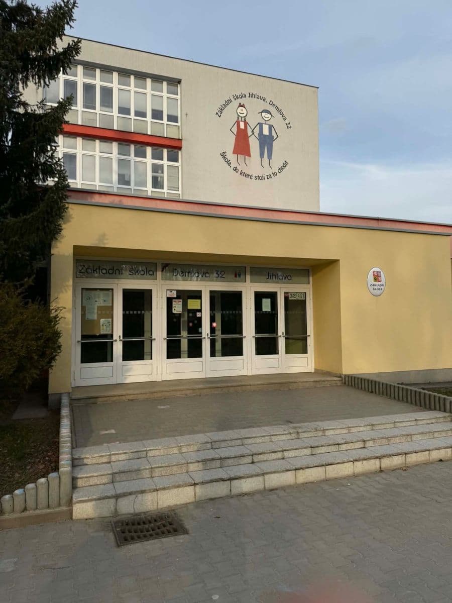 Studio flat for sale, 30 m², Okružní, Jihlava, Vysočina Region Studio flat for sale, 30 m², Okružní, Jihlava, Vysočina Region