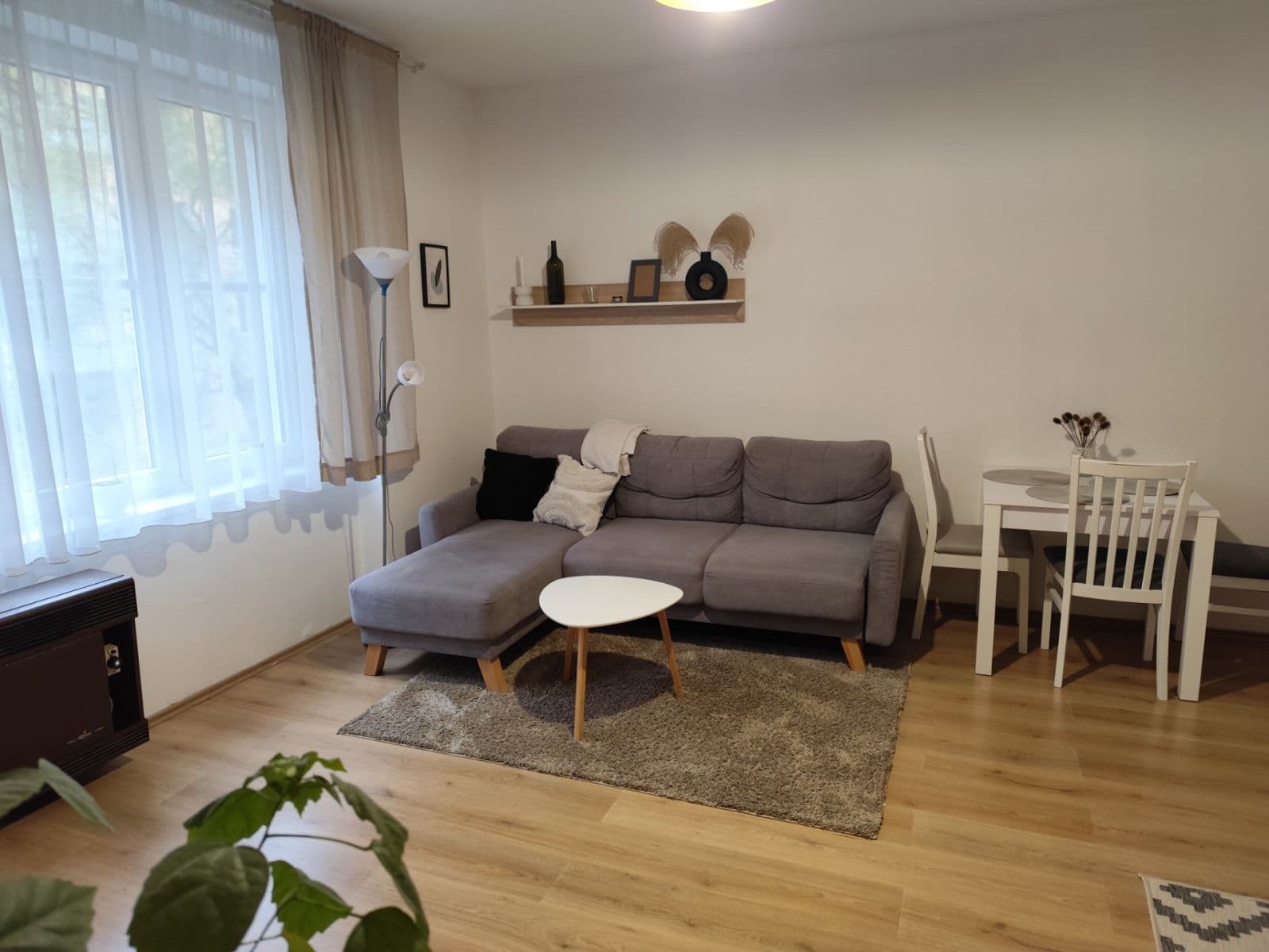 1 bedroom with open-plan kitchen flat to rent, 41 m², Stupkova, Prague, Prague 1 bedroom with open-plan kitchen flat to rent, 41 m², Stupkova, Prague, Prague