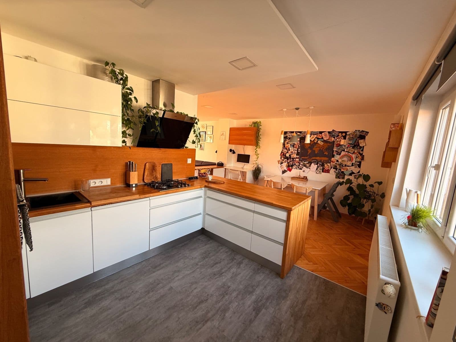 2 bedroom with open-plan kitchen flat for sale, 88 m², Masarykova, Ústí nad Labem, Ústecký Region 2 bedroom with open-plan kitchen flat for sale, 88 m², Masarykova, Ústí nad Labem, Ústecký Region