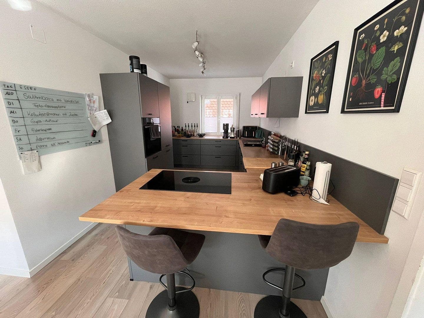 2 bedroom with open-plan kitchen flat to rent, 120 m², Burgbernheim, Bavaria 2 bedroom with open-plan kitchen flat to rent, 120 m², Burgbernheim, Bavaria