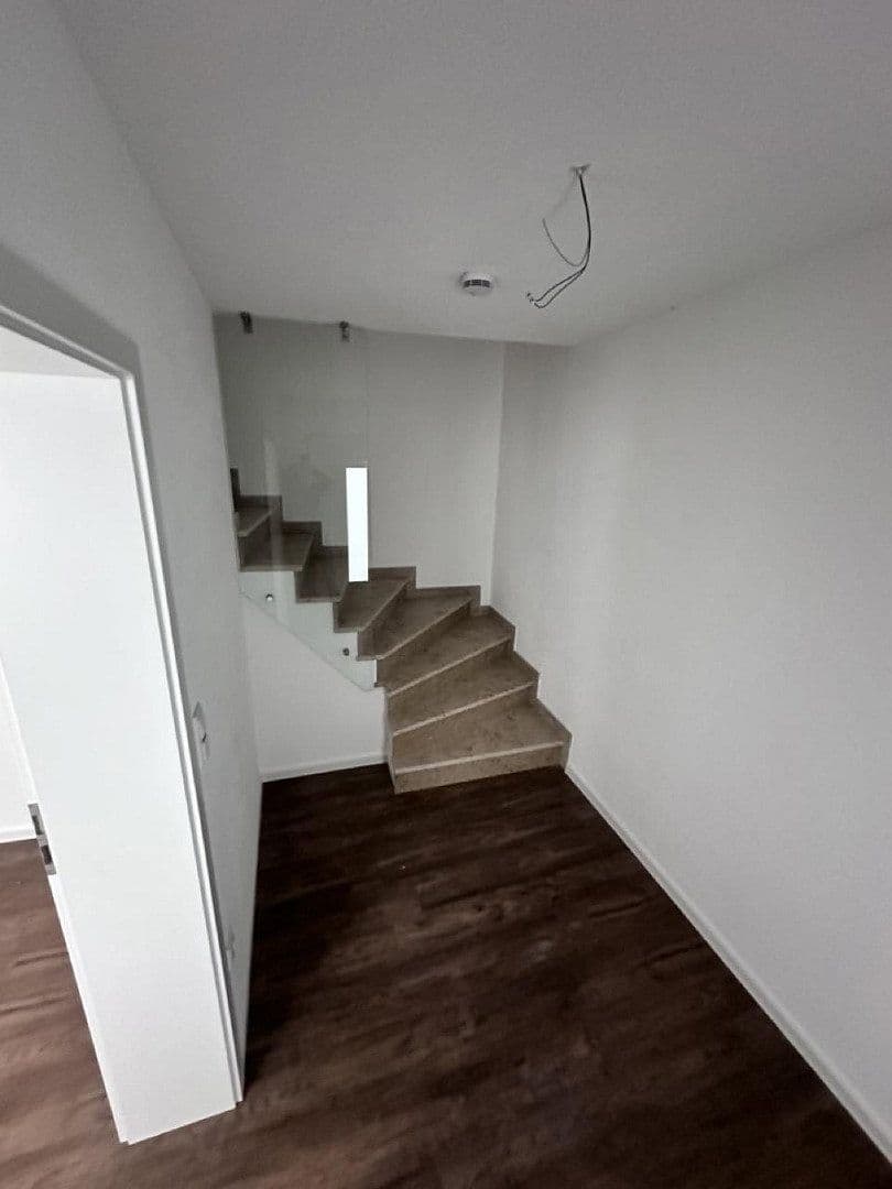 4 bedroom flat to rent, 99 m², Max-von-Müller-Str. 8, Rottenburg a. d. Laaber, Bavaria 4 bedroom flat to rent, 99 m², Max-von-Müller-Str. 8, Rottenburg a. d. Laaber, Bavaria