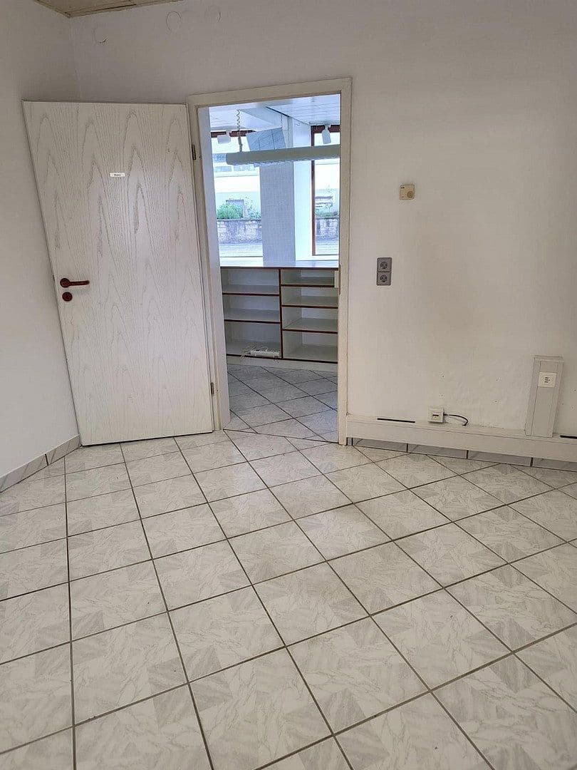 house for sale, 294 m², Östringen, Baden-Württemberg house for sale, 294 m², Östringen, Baden-Württemberg