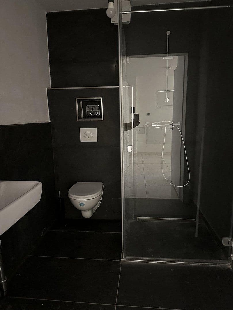 2 bedroom with open-plan kitchen flat to rent, 117 m², Bochum, North Rhine-Westphalia 2 bedroom with open-plan kitchen flat to rent, 117 m², Bochum, North Rhine-Westphalia