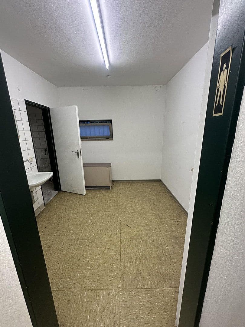 non-residential property to rent, 1,232 m², MierendorffWeg 19, Essen, North Rhine-Westphalia non-residential property to rent, 1,232 m², MierendorffWeg 19, Essen, North Rhine-Westphalia