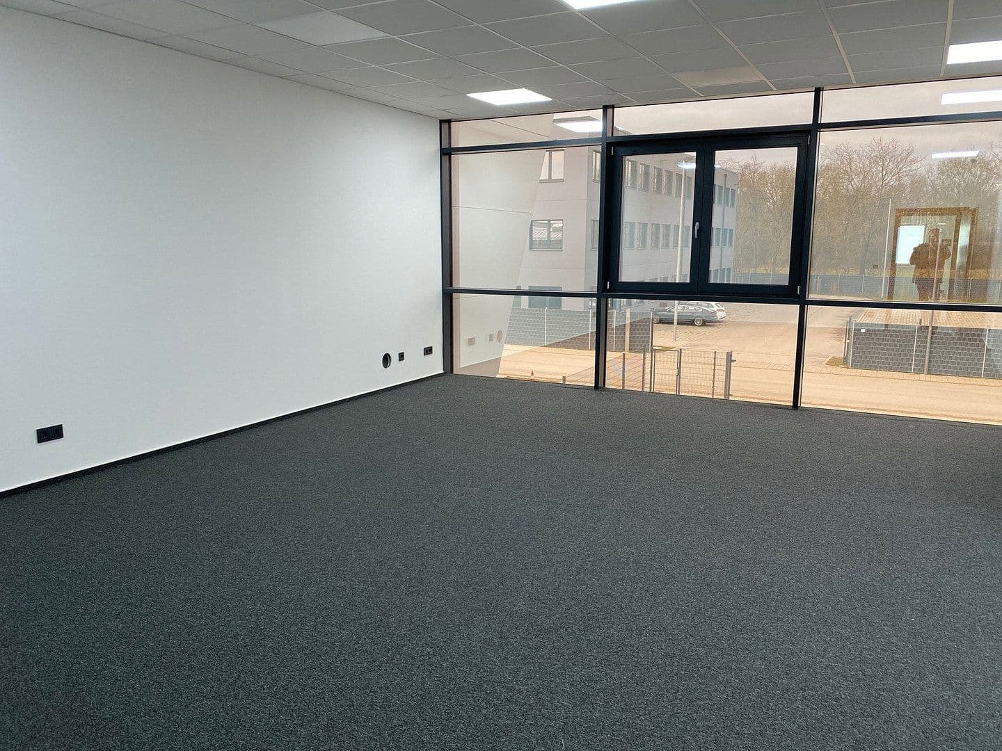 office for sale, 1,000 m², Großmehring, Bavaria office for sale, 1,000 m², Großmehring, Bavaria