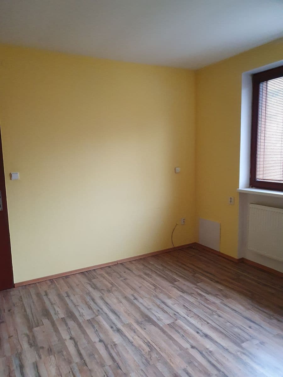 Small studio flat to rent, 24 m², D. Tatarku, Piešťany, Trnavský Region Small studio flat to rent, 24 m², D. Tatarku, Piešťany, Trnavský Region