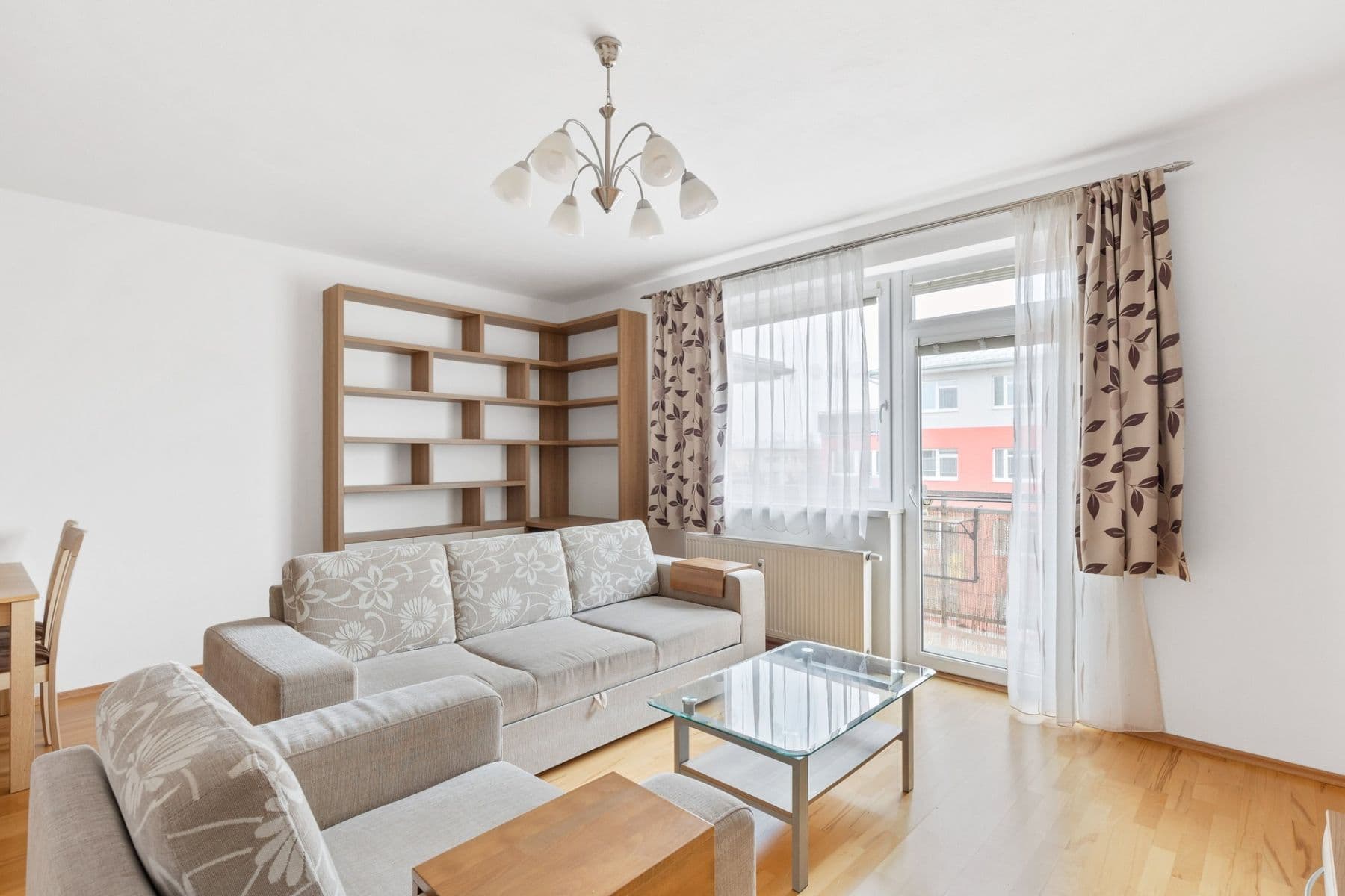 2 bedroom with open-plan kitchen flat to rent, 82 m², Českodubská, Prague, Prague 2 bedroom with open-plan kitchen flat to rent, 82 m², Českodubská, Prague, Prague