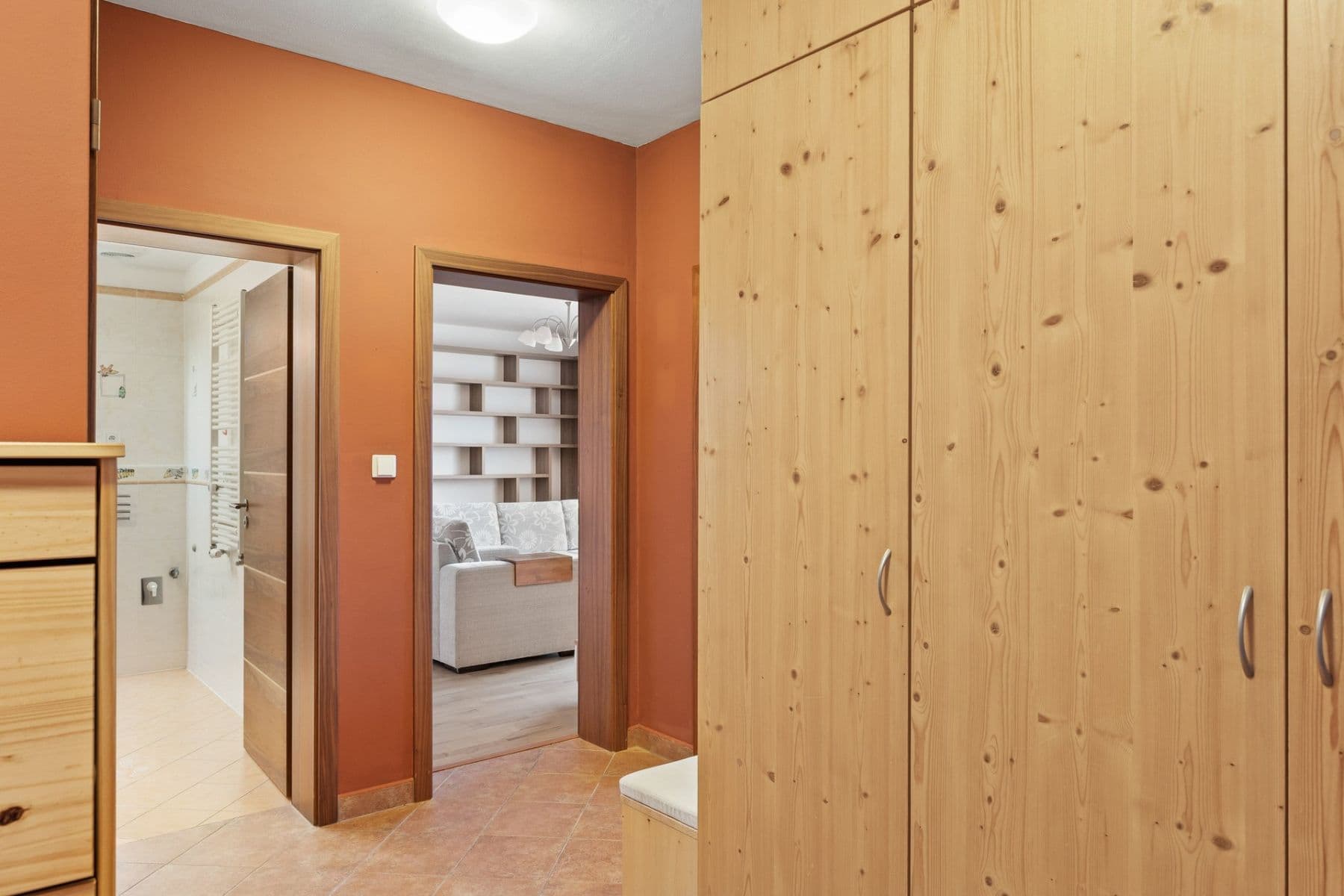 2 bedroom with open-plan kitchen flat to rent, 82 m², Českodubská, Prague, Prague 2 bedroom with open-plan kitchen flat to rent, 82 m², Českodubská, Prague, Prague