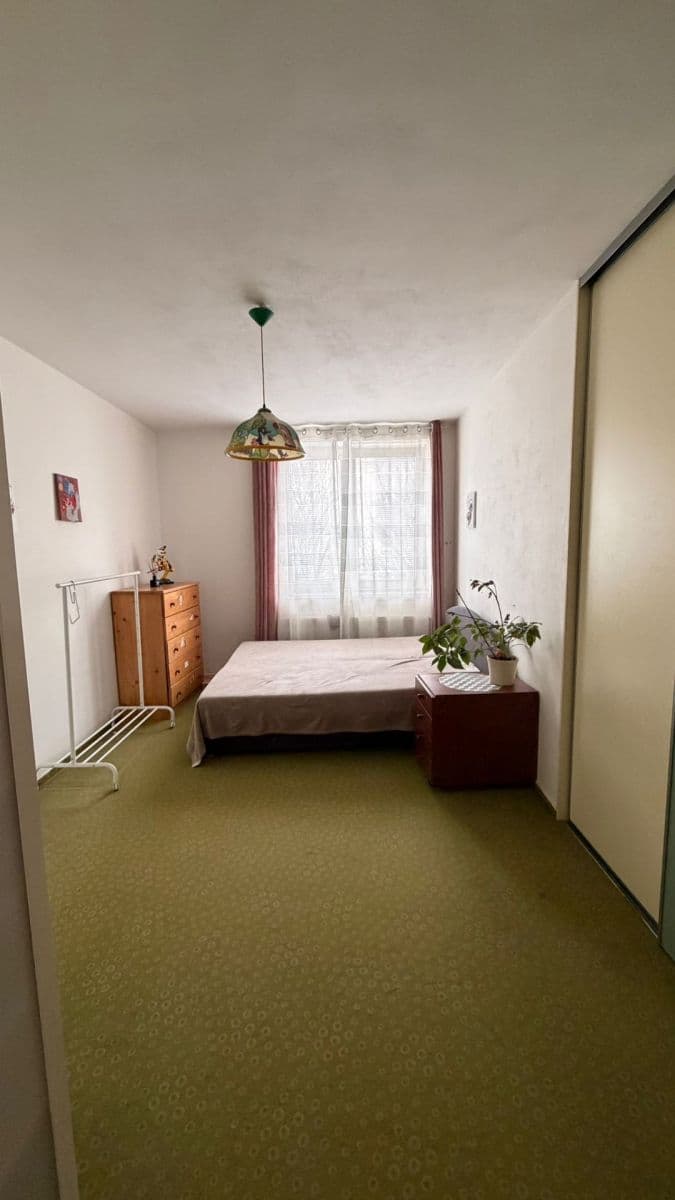 2 bedroom with open-plan kitchen flat to rent, 85 m², Divišovská, Prague, Prague 2 bedroom with open-plan kitchen flat to rent, 85 m², Divišovská, Prague, Prague
