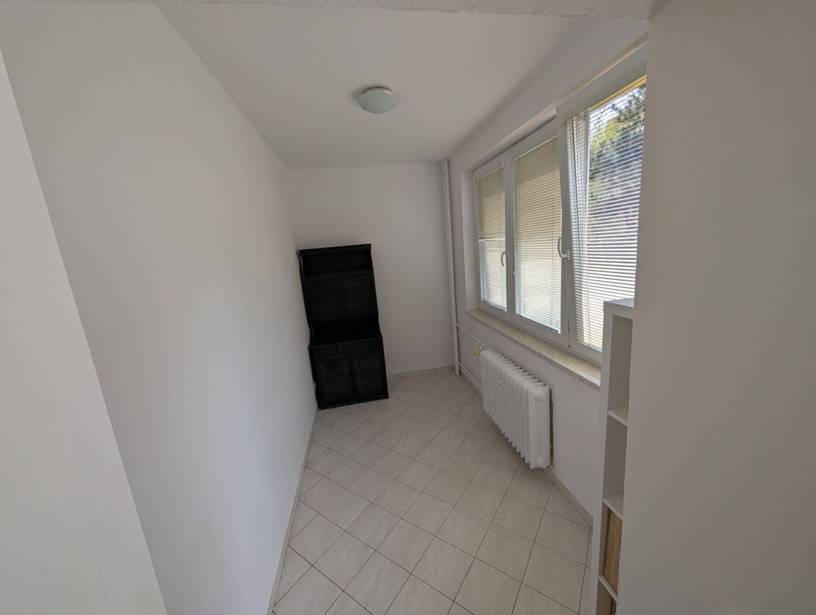 4 bedroom flat to rent, 69 m², Jasmínová, Ostrava, Moravskoslezský Region 4 bedroom flat to rent, 69 m², Jasmínová, Ostrava, Moravskoslezský Region