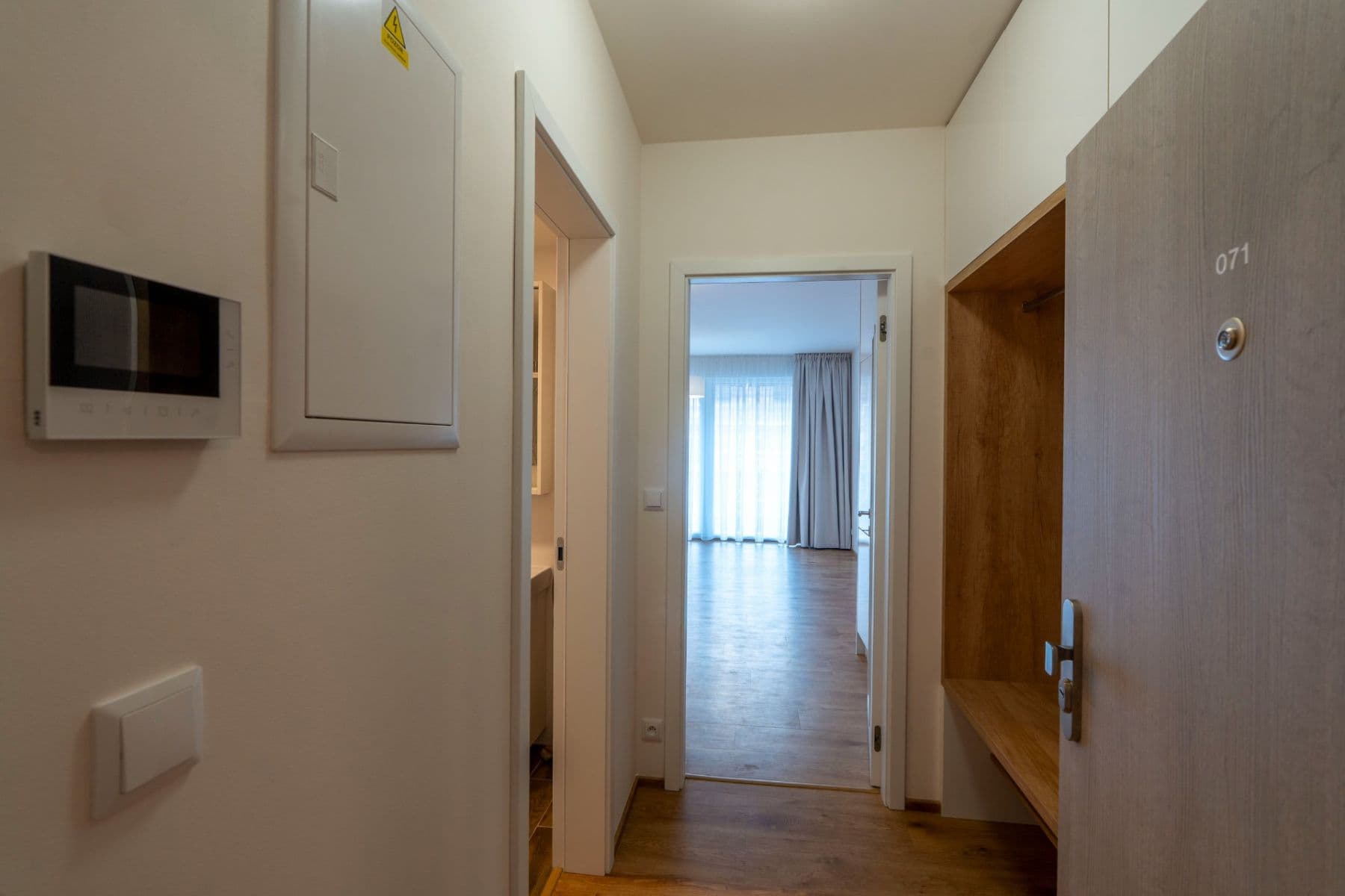 Studio flat to rent, 37 m², Gerstelova, Prague, Prague Studio flat to rent, 37 m², Gerstelova, Prague, Prague