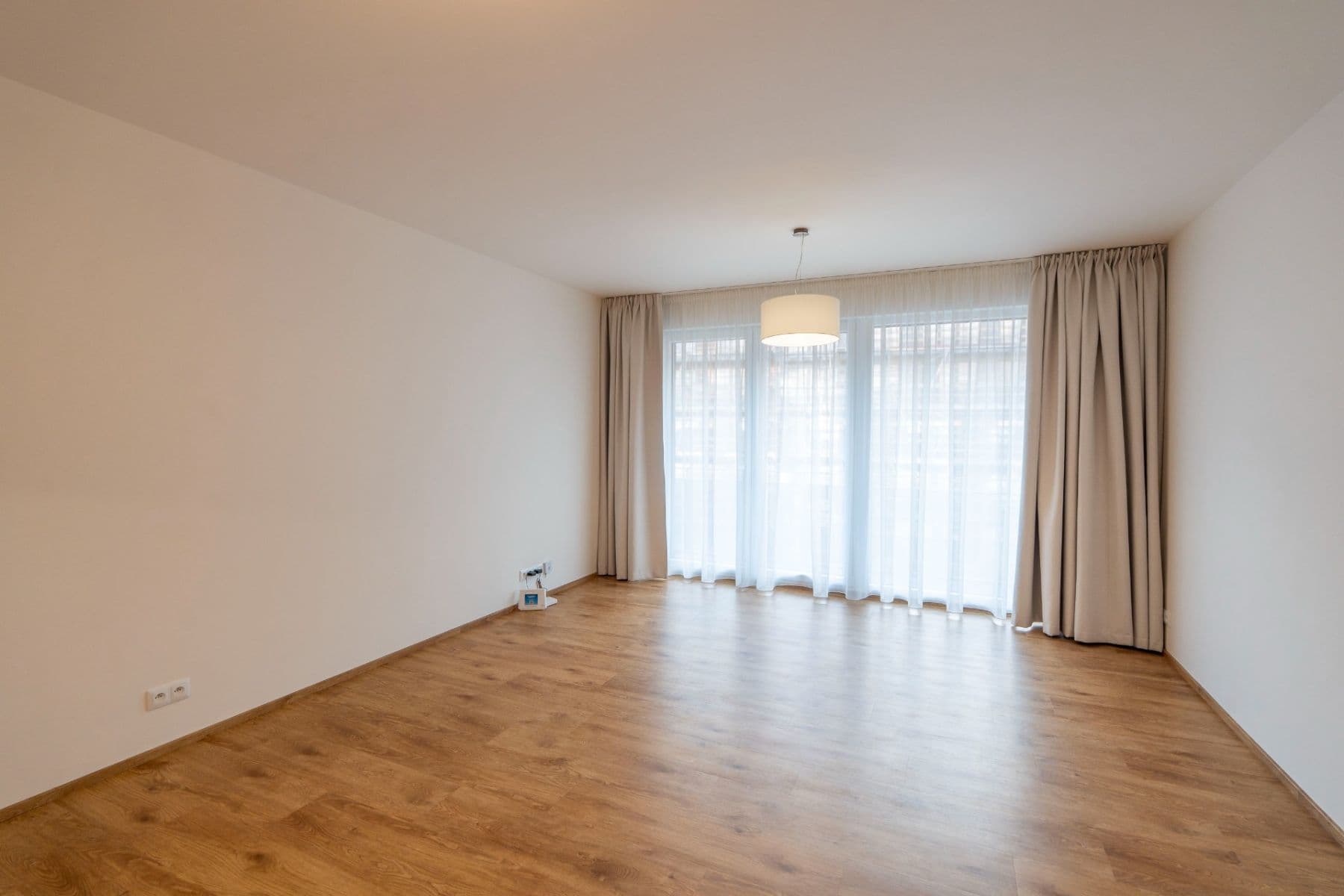 Studio flat to rent, 37 m², Gerstelova, Prague, Prague Studio flat to rent, 37 m², Gerstelova, Prague, Prague