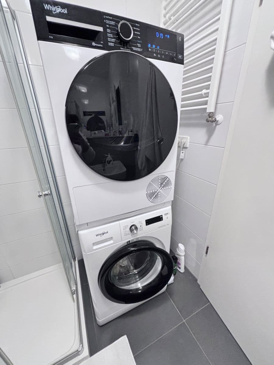 Studio flat to rent, 24 m², Novovysočanská, Prague, Prague Studio flat to rent, 24 m², Novovysočanská, Prague, Prague