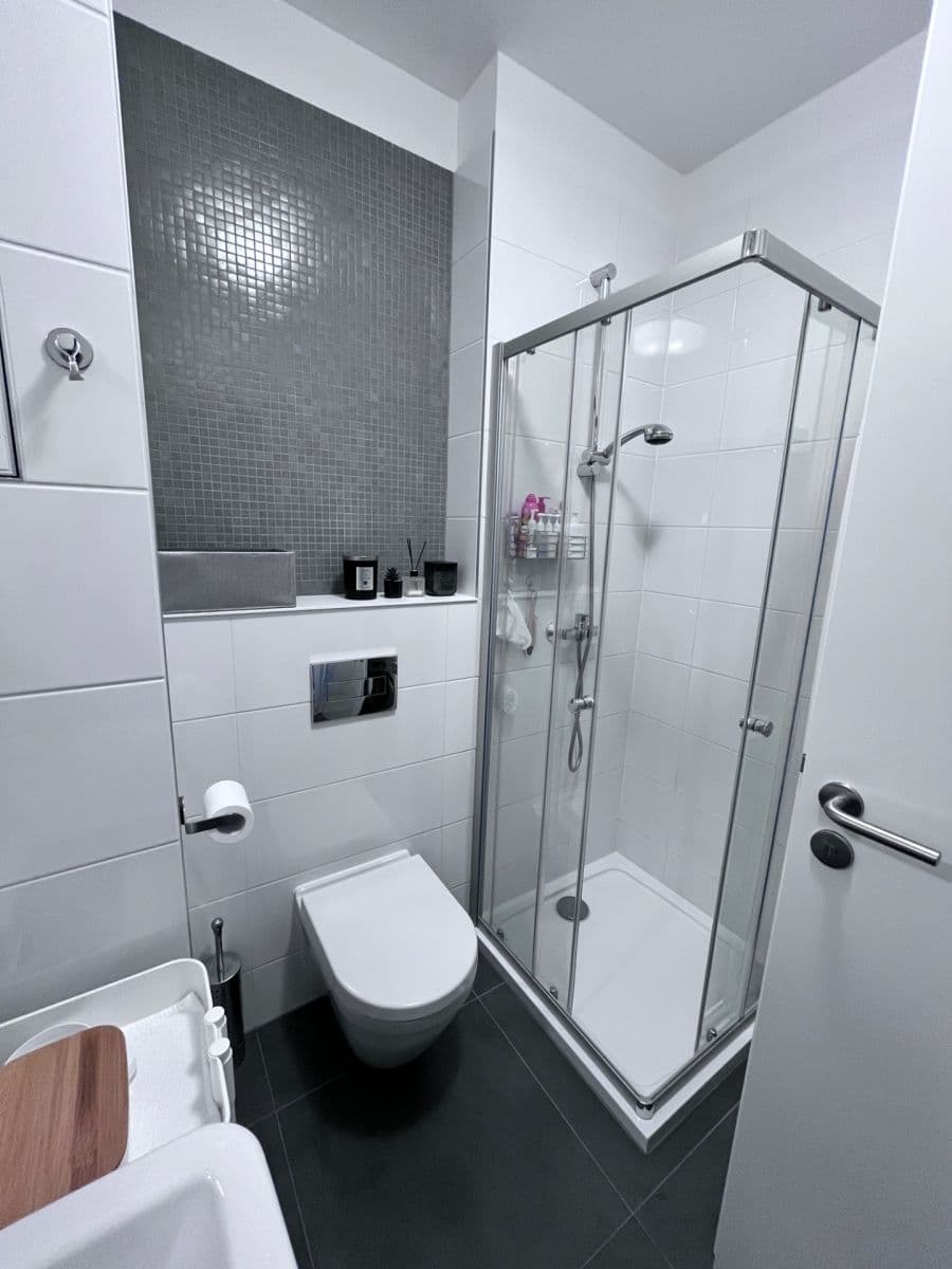 Studio flat to rent, 24 m², Novovysočanská, Prague, Prague Studio flat to rent, 24 m², Novovysočanská, Prague, Prague