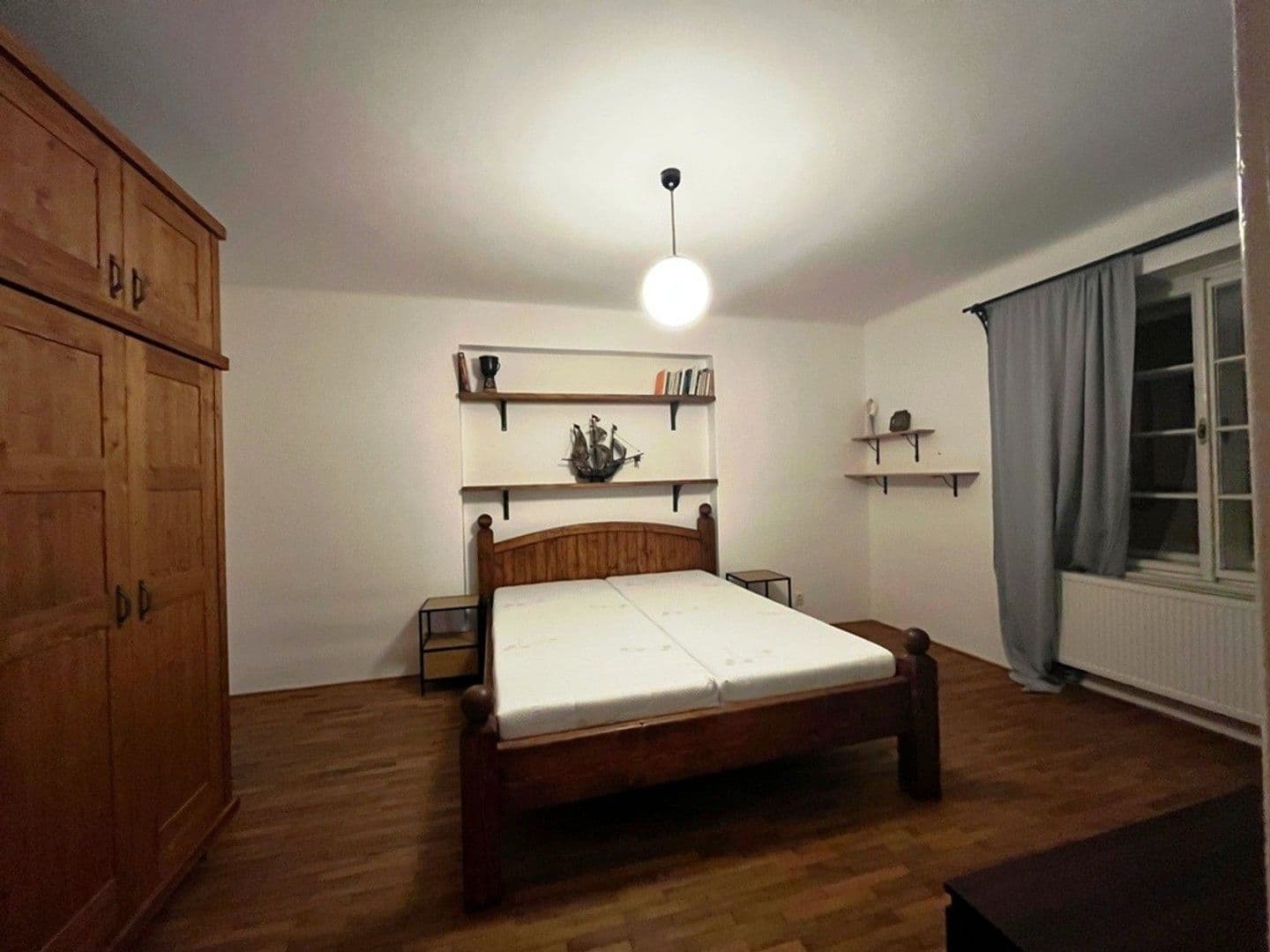 2 bedroom with open-plan kitchen flat to rent, 75 m², Mánesova, Hradec Králové, Královéhradecký Region 2 bedroom with open-plan kitchen flat to rent, 75 m², Mánesova, Hradec Králové, Královéhradecký Region