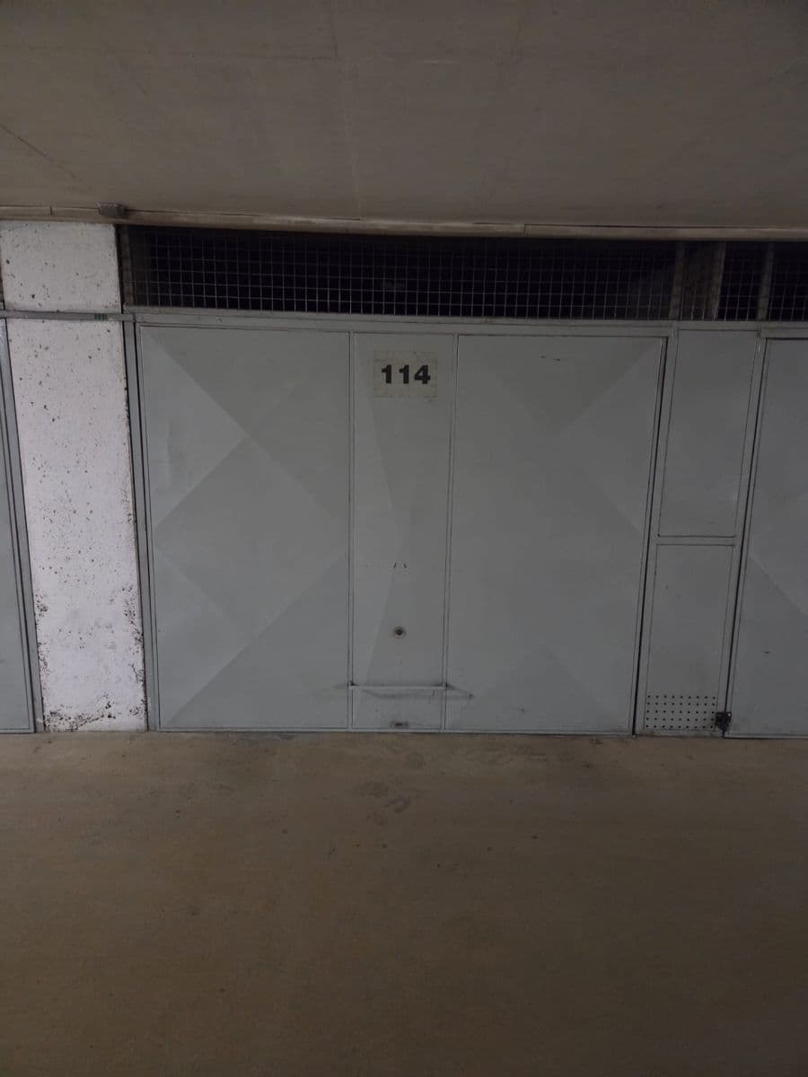 garage to rent, 16 m², Kettnerova, Prague, Prague garage to rent, 16 m², Kettnerova, Prague, Prague