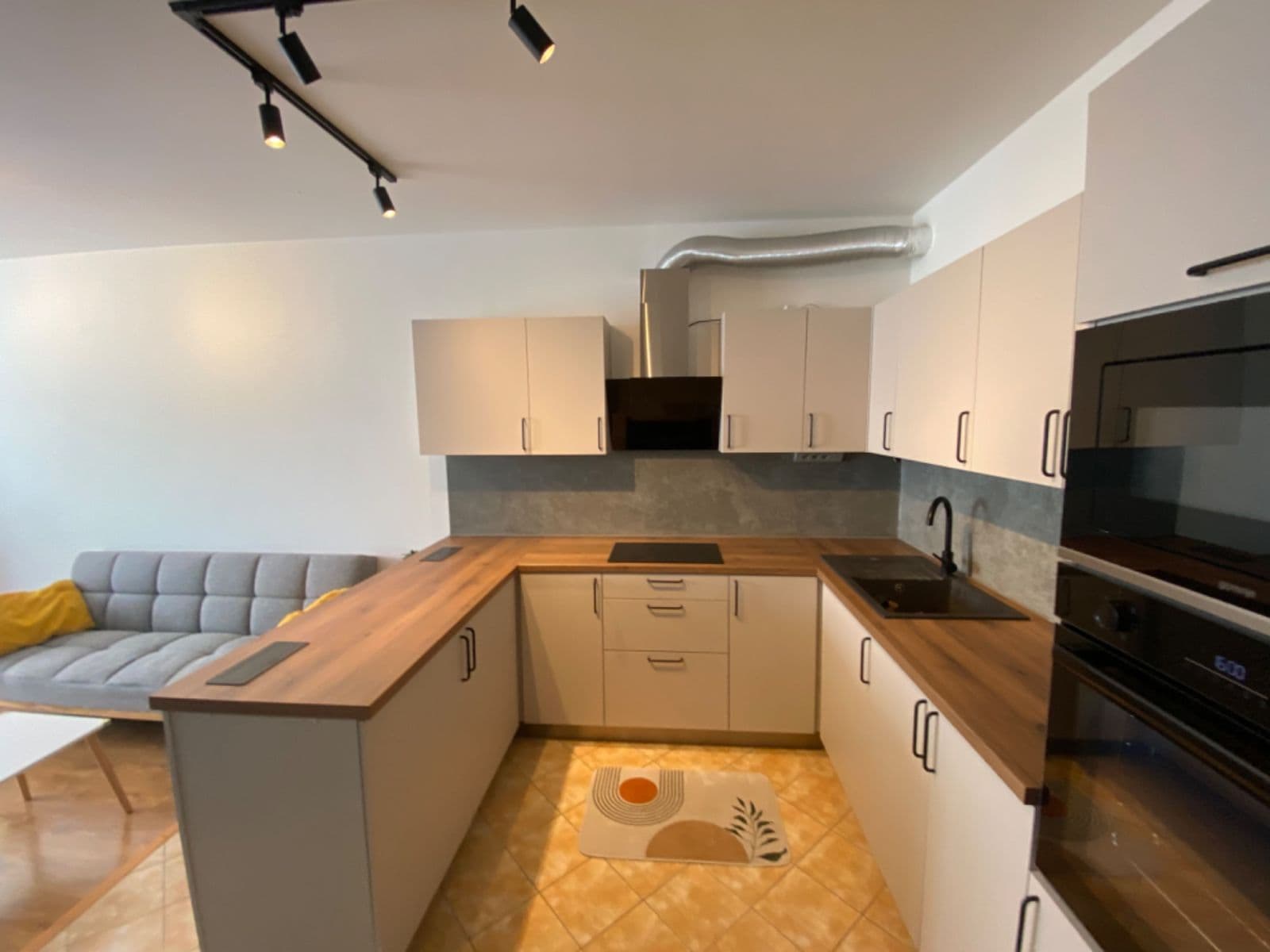 1 bedroom with open-plan kitchen flat for sale, 54 m², Zakšínská, Prague, Prague 1 bedroom with open-plan kitchen flat for sale, 54 m², Zakšínská, Prague, Prague