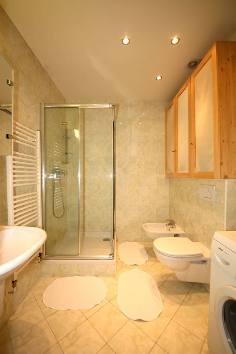 1 bedroom flat to rent, 40 m², Umělecká, Prague, Prague 1 bedroom flat to rent, 40 m², Umělecká, Prague, Prague