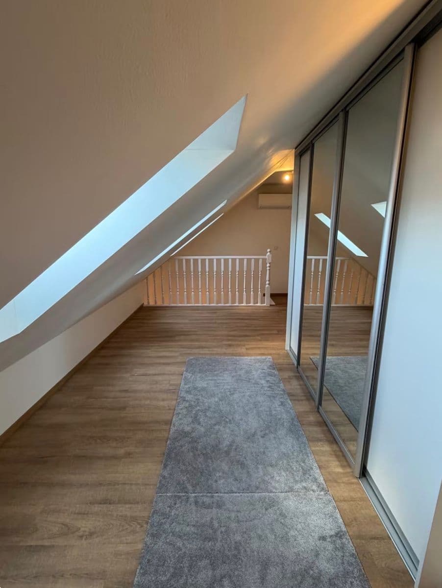 3 bedroom with open-plan kitchen flat to rent, 118 m², V Zahradách, Prague, Prague 3 bedroom with open-plan kitchen flat to rent, 118 m², V Zahradách, Prague, Prague