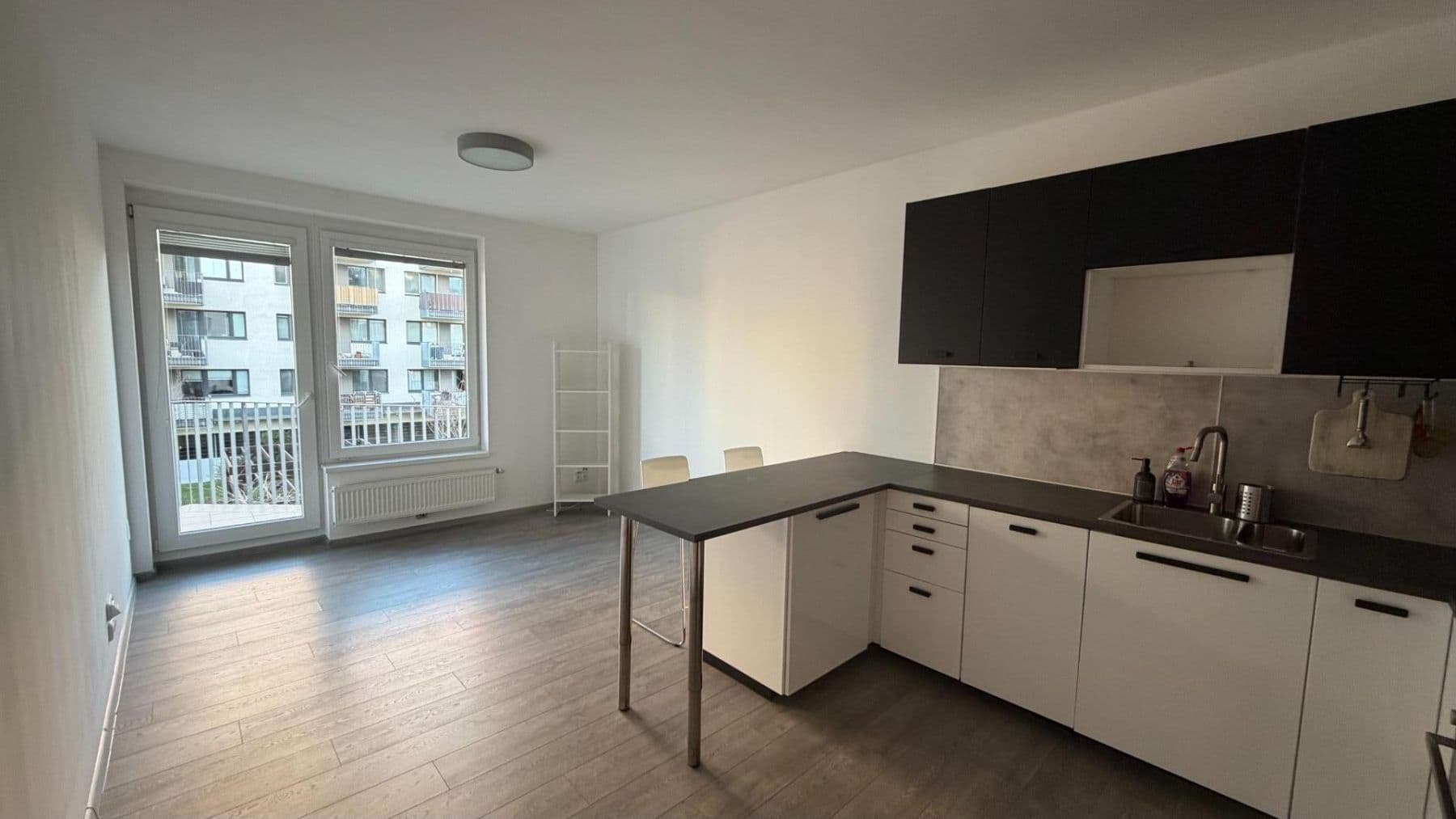 1 bedroom with open-plan kitchen flat to rent, 52 m², Ondrákové, Prague, Prague 1 bedroom with open-plan kitchen flat to rent, 52 m², Ondrákové, Prague, Prague