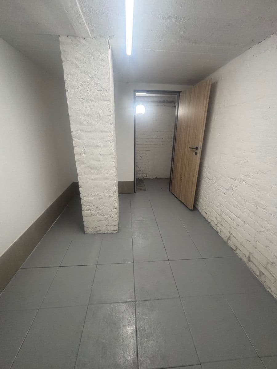 non-residential property to rent, 8 m², Na Rozcestí, Prague, Prague non-residential property to rent, 8 m², Na Rozcestí, Prague, Prague