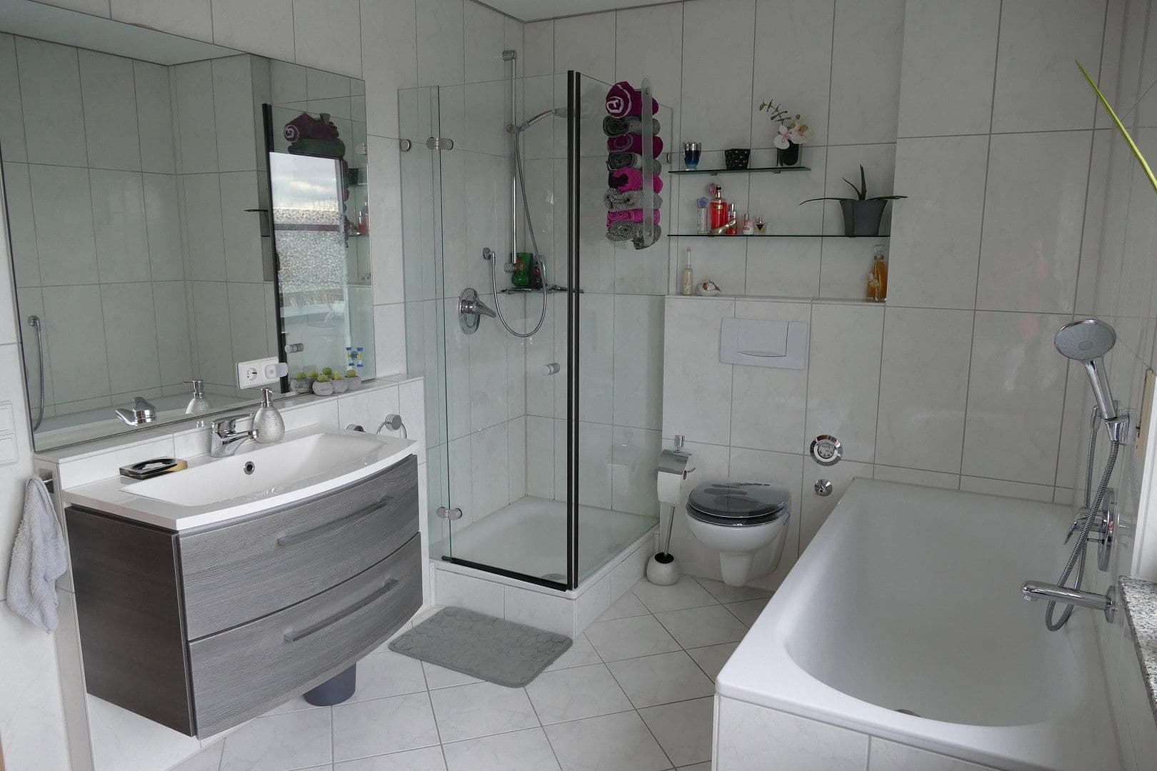 3 bedroom with open-plan kitchen flat for sale, 114 m², Aichtal, Baden-Württemberg 3 bedroom with open-plan kitchen flat for sale, 114 m², Aichtal, Baden-Württemberg