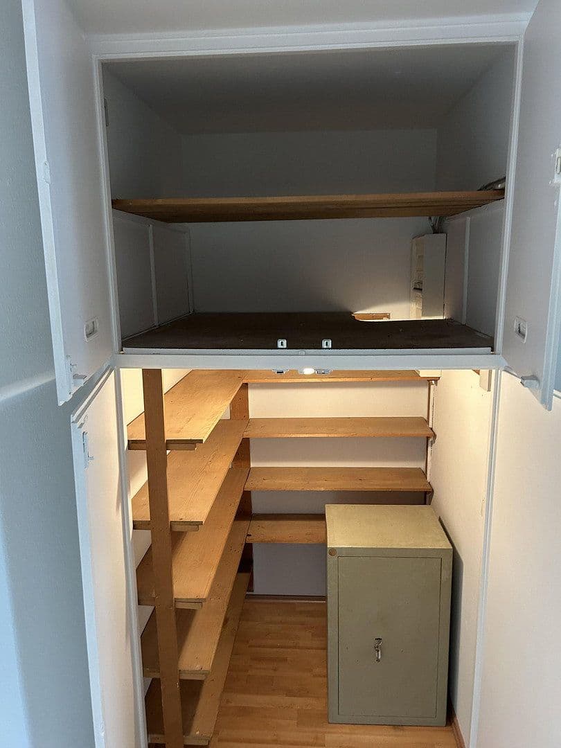 3 bedroom flat to rent, 80 m², Walter-vom-Rath-Str. 33, Frankfurt, Hesse 3 bedroom flat to rent, 80 m², Walter-vom-Rath-Str. 33, Frankfurt, Hesse