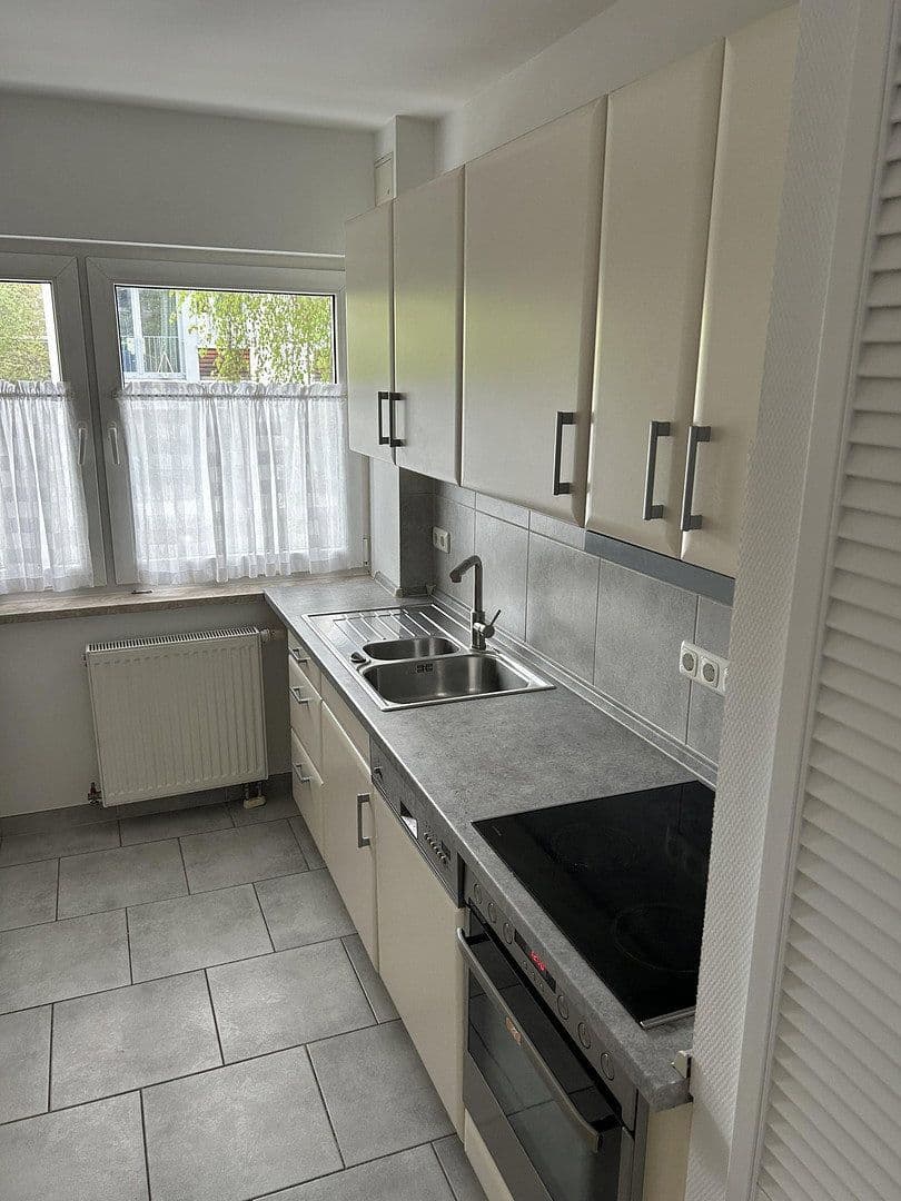 3 bedroom flat to rent, 80 m², Walter-vom-Rath-Str. 33, Frankfurt, Hesse 3 bedroom flat to rent, 80 m², Walter-vom-Rath-Str. 33, Frankfurt, Hesse