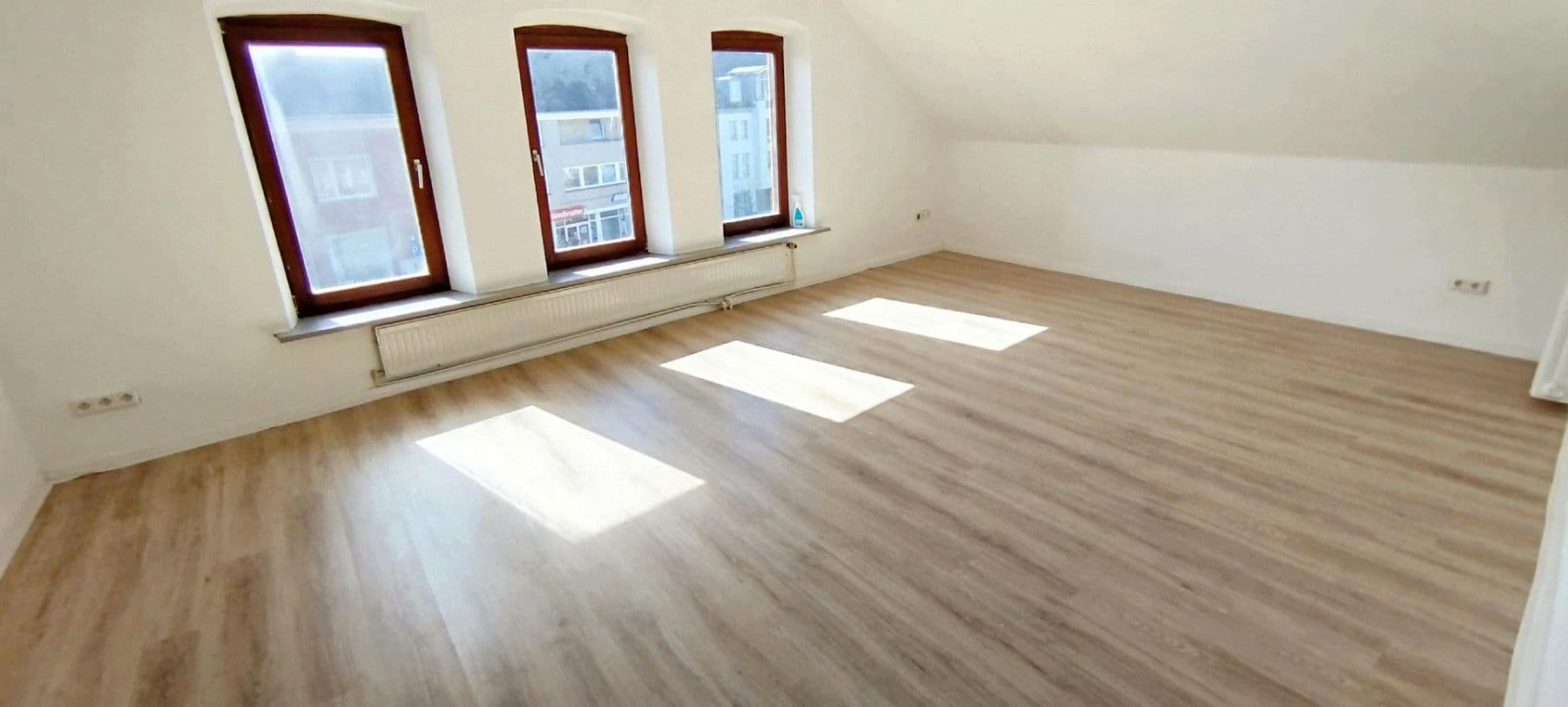 house for sale, 557 m², Markt 22, Bredstedt, Schleswig-Holstein house for sale, 557 m², Markt 22, Bredstedt, Schleswig-Holstein