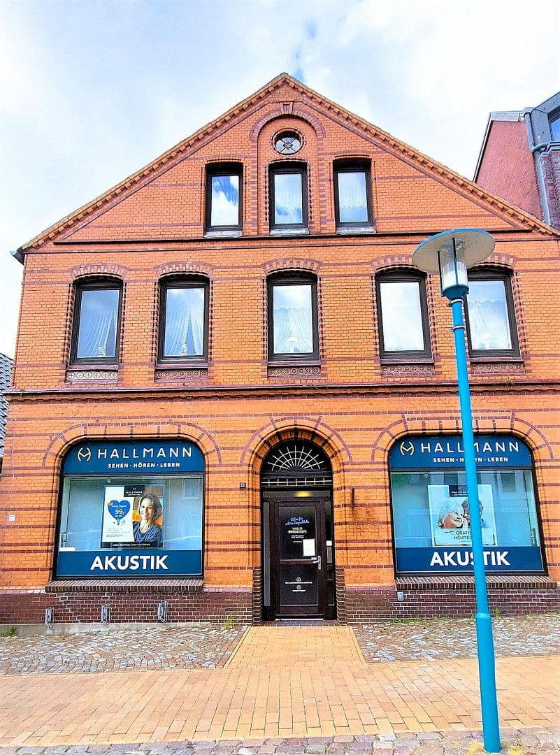 house for sale, 557 m², Markt 22, Bredstedt, Schleswig-Holstein house for sale, 557 m², Markt 22, Bredstedt, Schleswig-Holstein