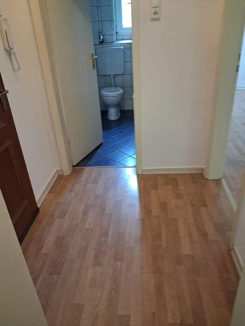 3 bedroom flat to rent, 70 m², Kölner Straße 137, Leverkusen, North Rhine-Westphalia 3 bedroom flat to rent, 70 m², Kölner Straße 137, Leverkusen, North Rhine-Westphalia