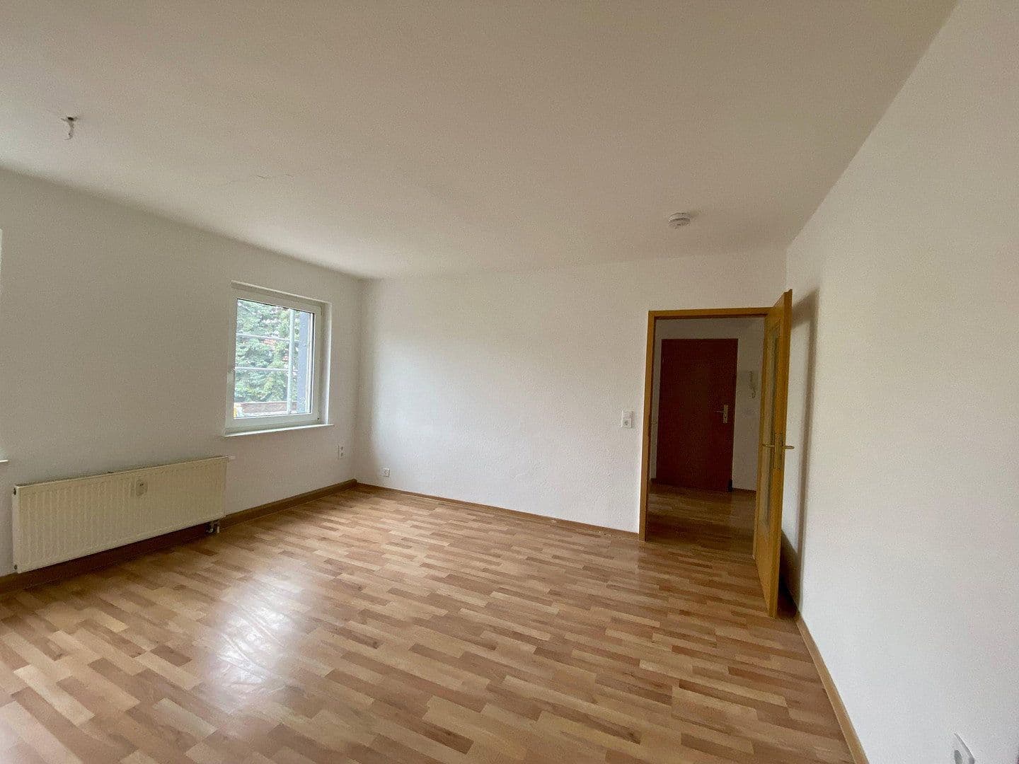 3 bedroom with open-plan kitchen flat to rent, 79 m², Neukieritzsch, Saxony 3 bedroom with open-plan kitchen flat to rent, 79 m², Neukieritzsch, Saxony