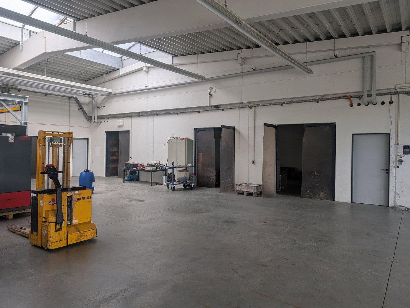 non-residential property to rent, 4,000 m², Werkstraße 3, Buch, Bavaria non-residential property to rent, 4,000 m², Werkstraße 3, Buch, Bavaria