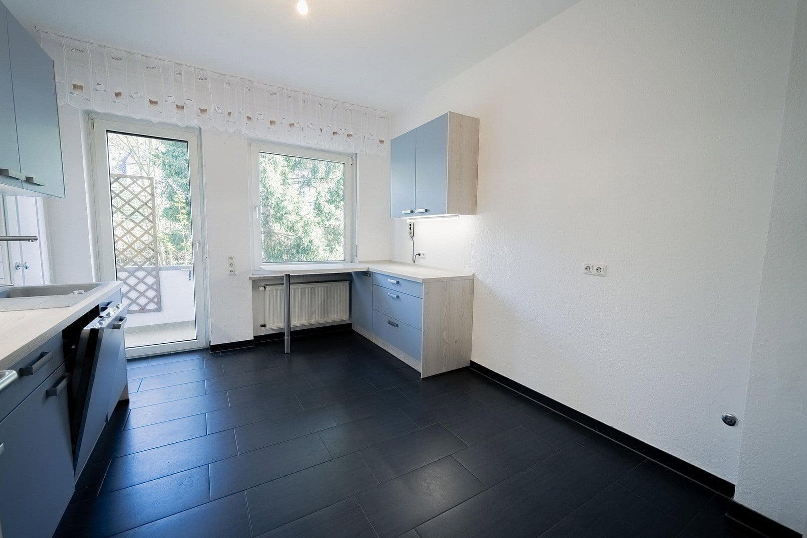 4 bedroom flat to rent, 120 m², Koblenz, Rhineland-Palatinate 4 bedroom flat to rent, 120 m², Koblenz, Rhineland-Palatinate