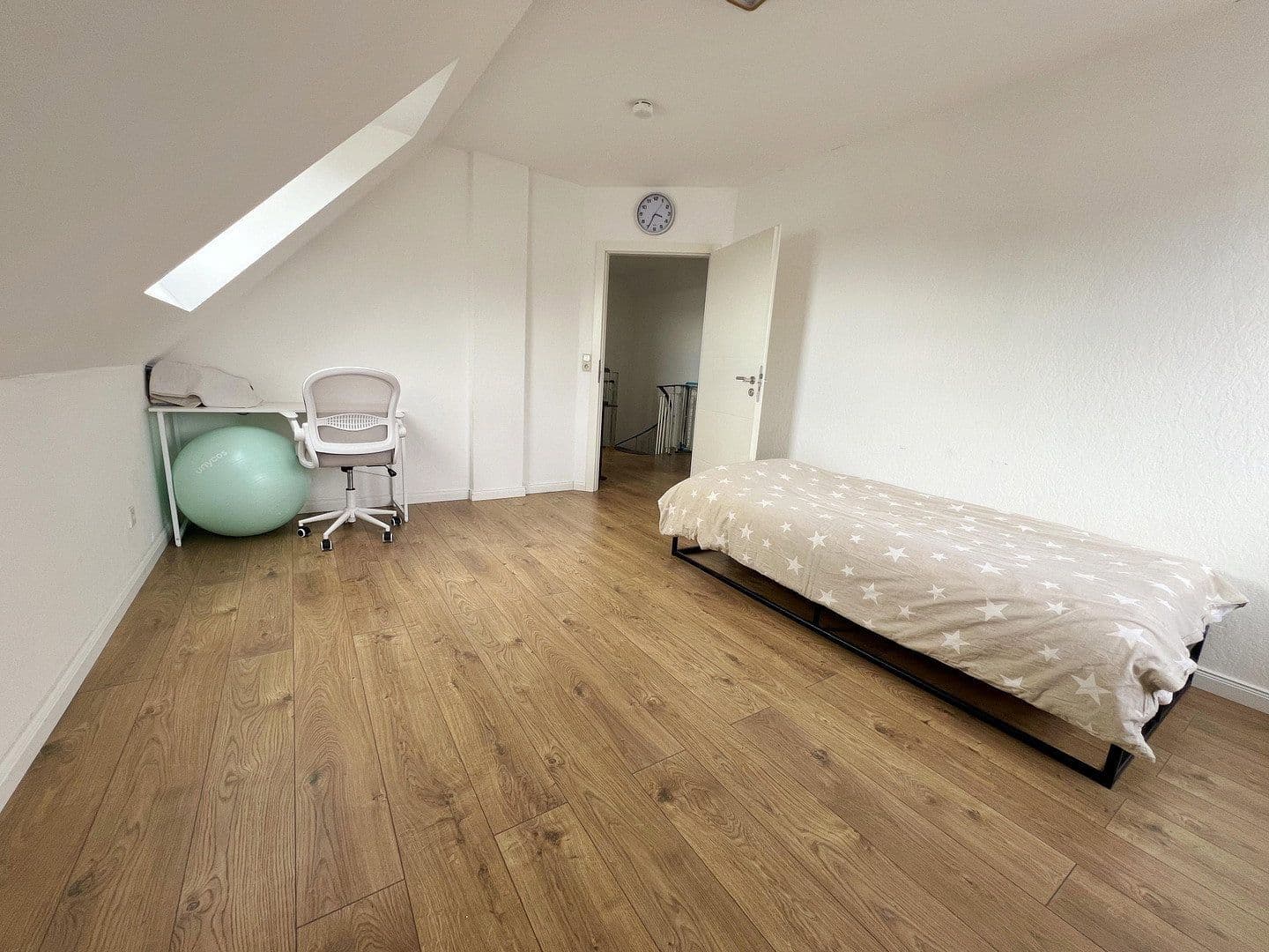 4 bedroom flat to rent, 100 m², Hauptstr. 104a, Lohmar, North Rhine-Westphalia 4 bedroom flat to rent, 100 m², Hauptstr. 104a, Lohmar, North Rhine-Westphalia