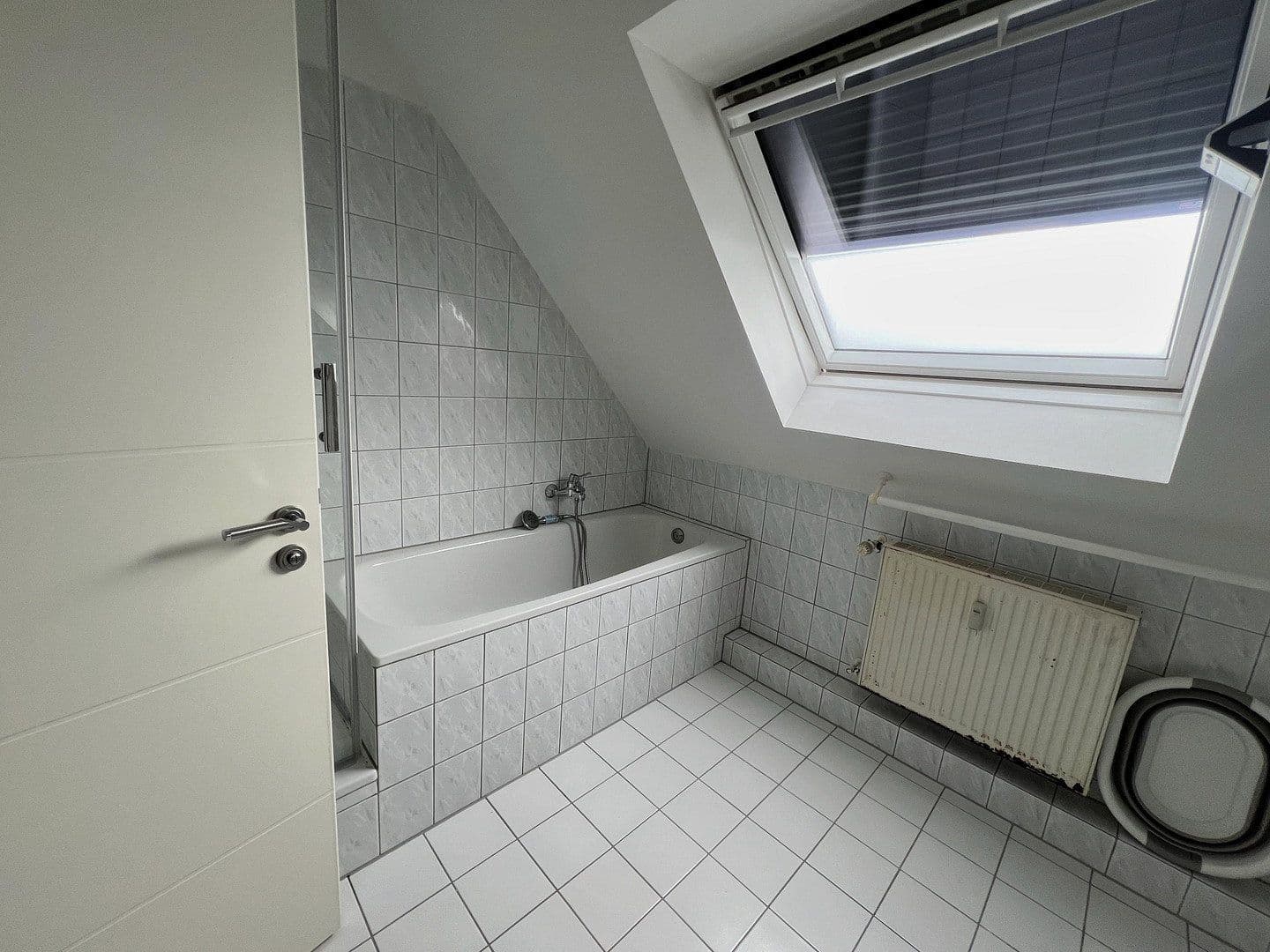 4 bedroom flat to rent, 100 m², Hauptstr. 104a, Lohmar, North Rhine-Westphalia 4 bedroom flat to rent, 100 m², Hauptstr. 104a, Lohmar, North Rhine-Westphalia