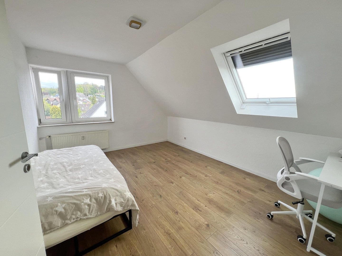 4 bedroom flat to rent, 100 m², Hauptstr. 104a, Lohmar, North Rhine-Westphalia 4 bedroom flat to rent, 100 m², Hauptstr. 104a, Lohmar, North Rhine-Westphalia