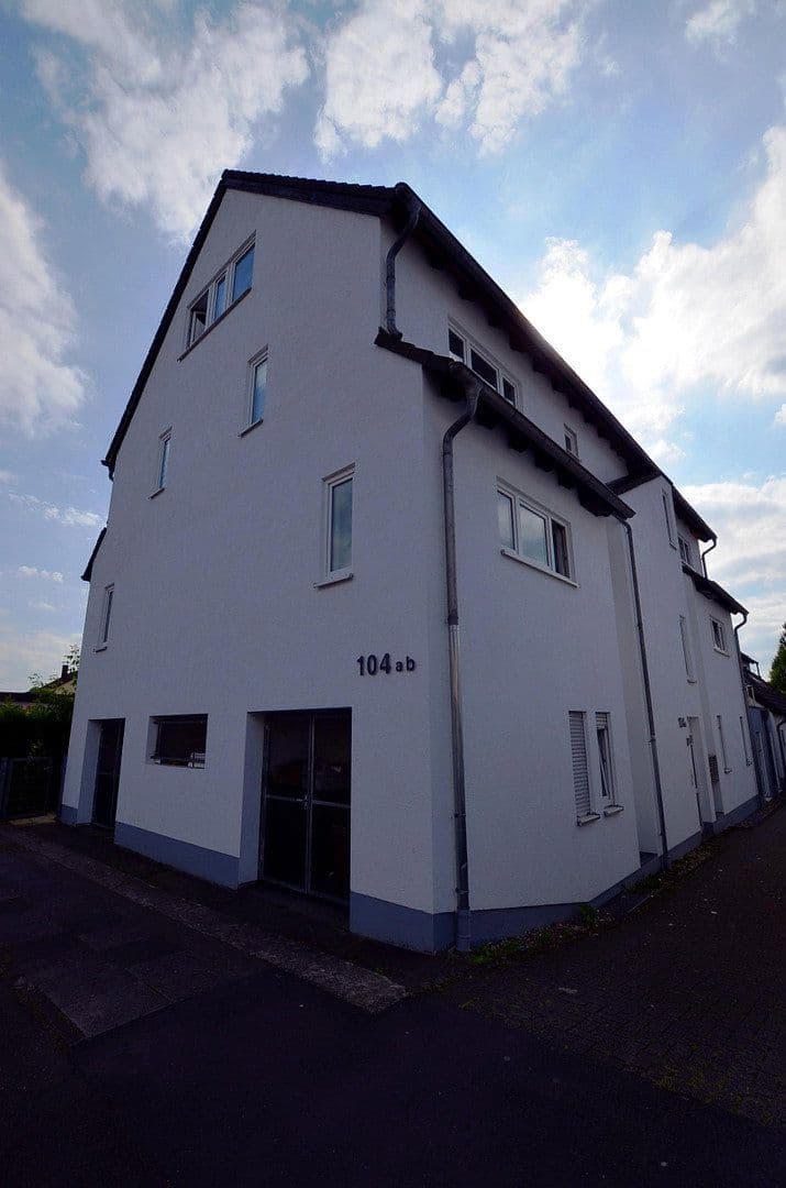 4 bedroom flat to rent, 100 m², Hauptstr. 104a, Lohmar, North Rhine-Westphalia 4 bedroom flat to rent, 100 m², Hauptstr. 104a, Lohmar, North Rhine-Westphalia