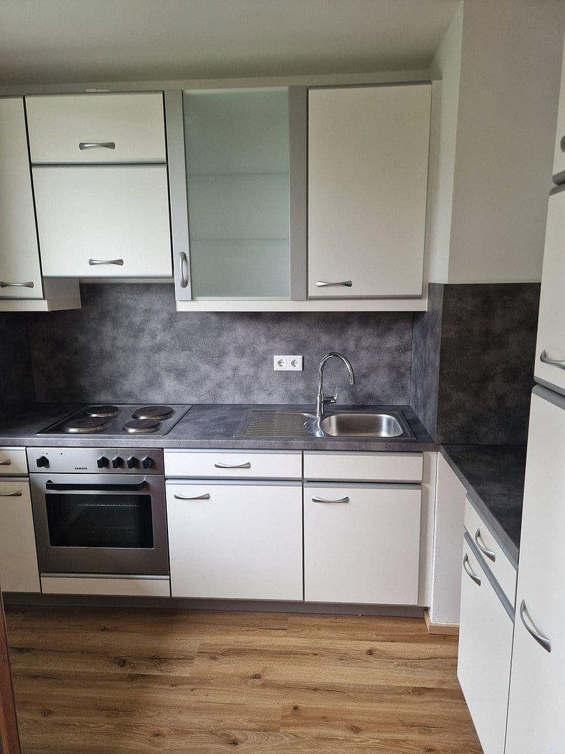 1 bedroom flat to rent, 40 m², Münchnerstr. 56, Unterhaching, Bavaria 1 bedroom flat to rent, 40 m², Münchnerstr. 56, Unterhaching, Bavaria