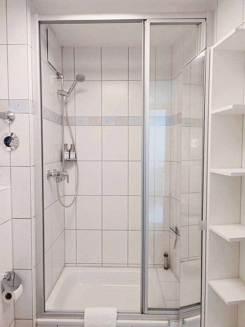 1 bedroom with open-plan kitchen flat to rent, 48 m², Im Bruckenwasen 6, Plochingen, Baden-Württemberg 1 bedroom with open-plan kitchen flat to rent, 48 m², Im Bruckenwasen 6, Plochingen, Baden-Württemberg