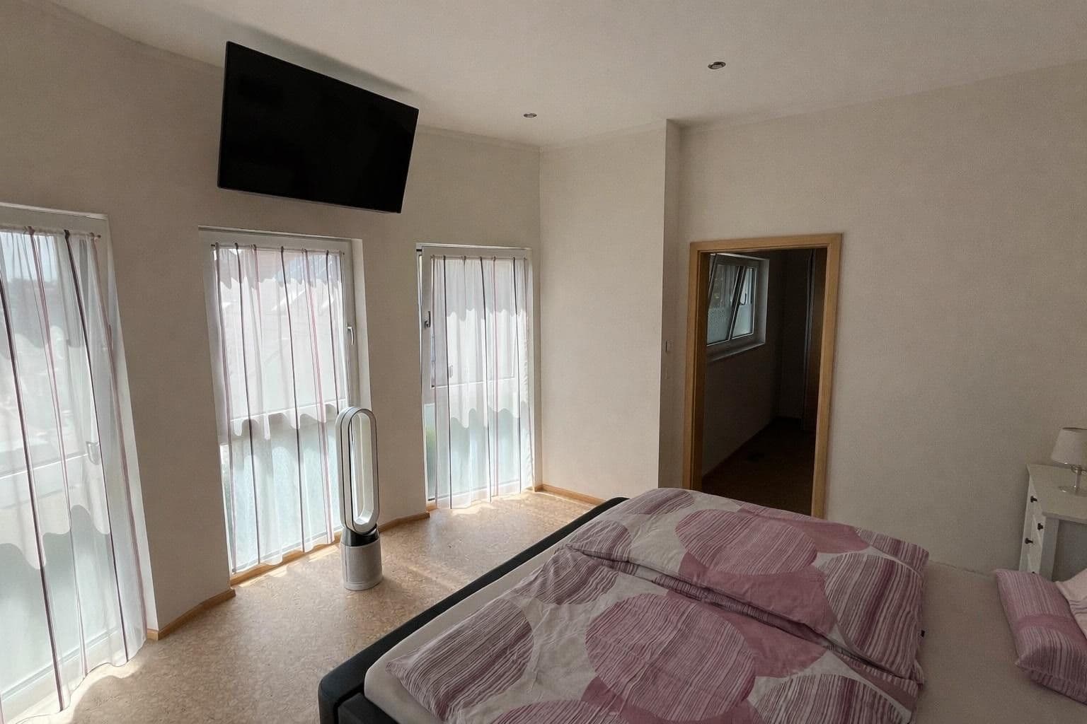 house for sale, 334 m², Anna-Nopper-Str. 17, Kornwestheim, Baden-Württemberg house for sale, 334 m², Anna-Nopper-Str. 17, Kornwestheim, Baden-Württemberg