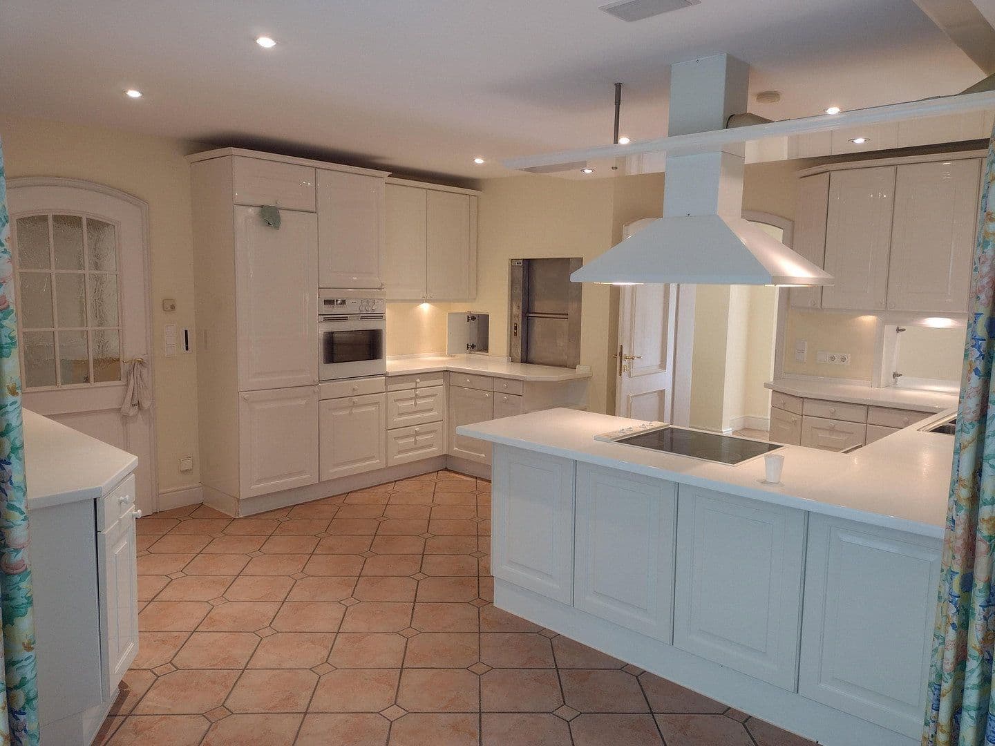 house to rent, 357 m², Hamburg, Hamburg house to rent, 357 m², Hamburg, Hamburg