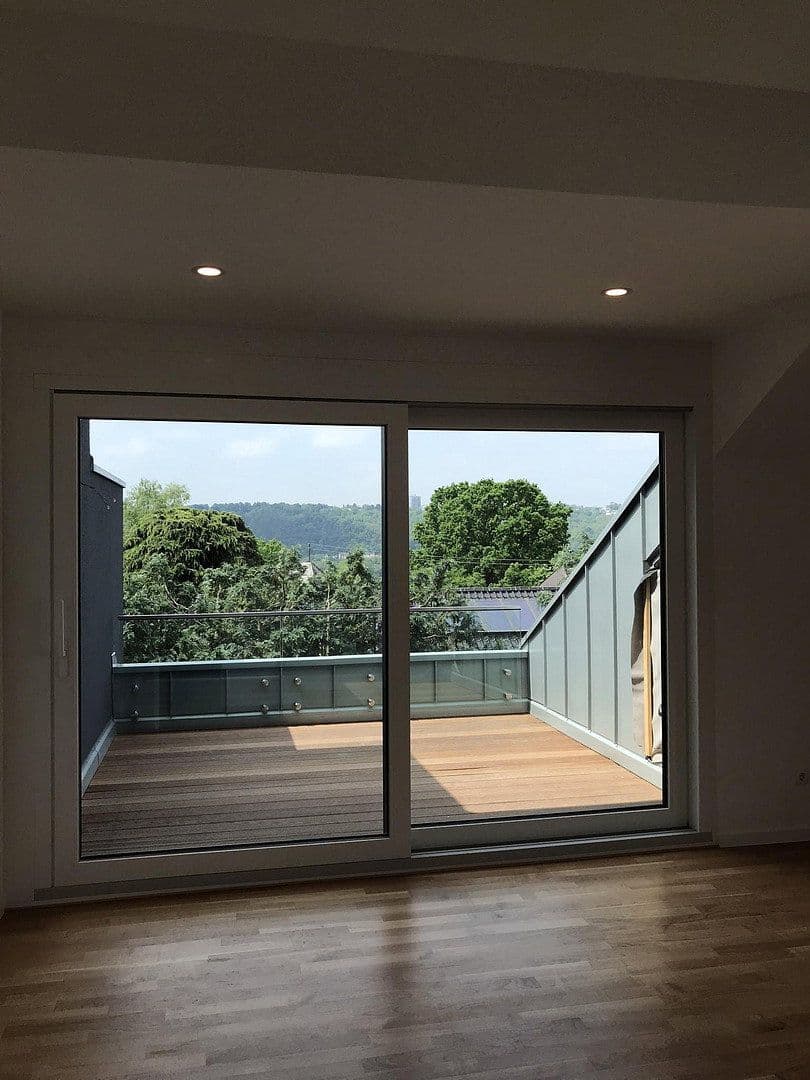 4 bedroom flat to rent, 210 m², Koblenz, Rhineland-Palatinate 4 bedroom flat to rent, 210 m², Koblenz, Rhineland-Palatinate