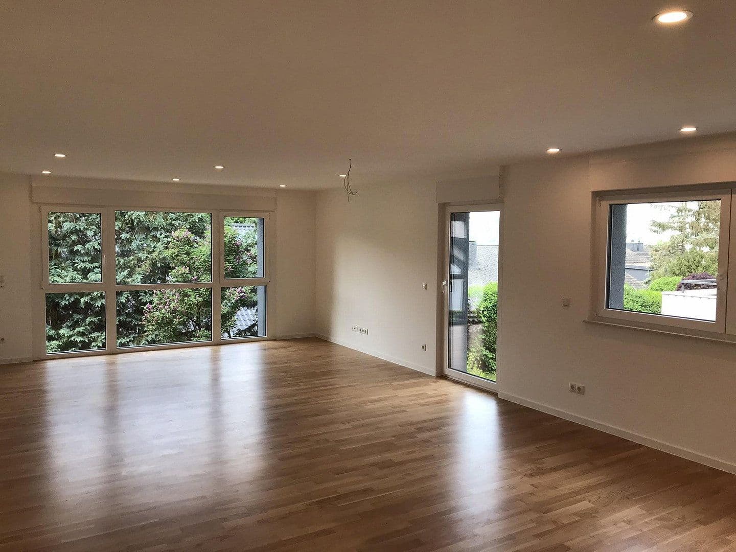 4 bedroom flat to rent, 210 m², Koblenz, Rhineland-Palatinate 4 bedroom flat to rent, 210 m², Koblenz, Rhineland-Palatinate